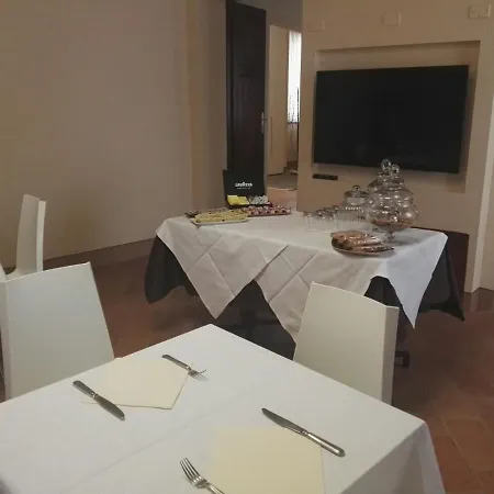 אורחן Al Portone סקנדיאנו